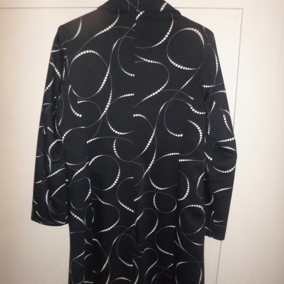 Longer length, smart coat from 'Red Herring' - Picture 2 of 11